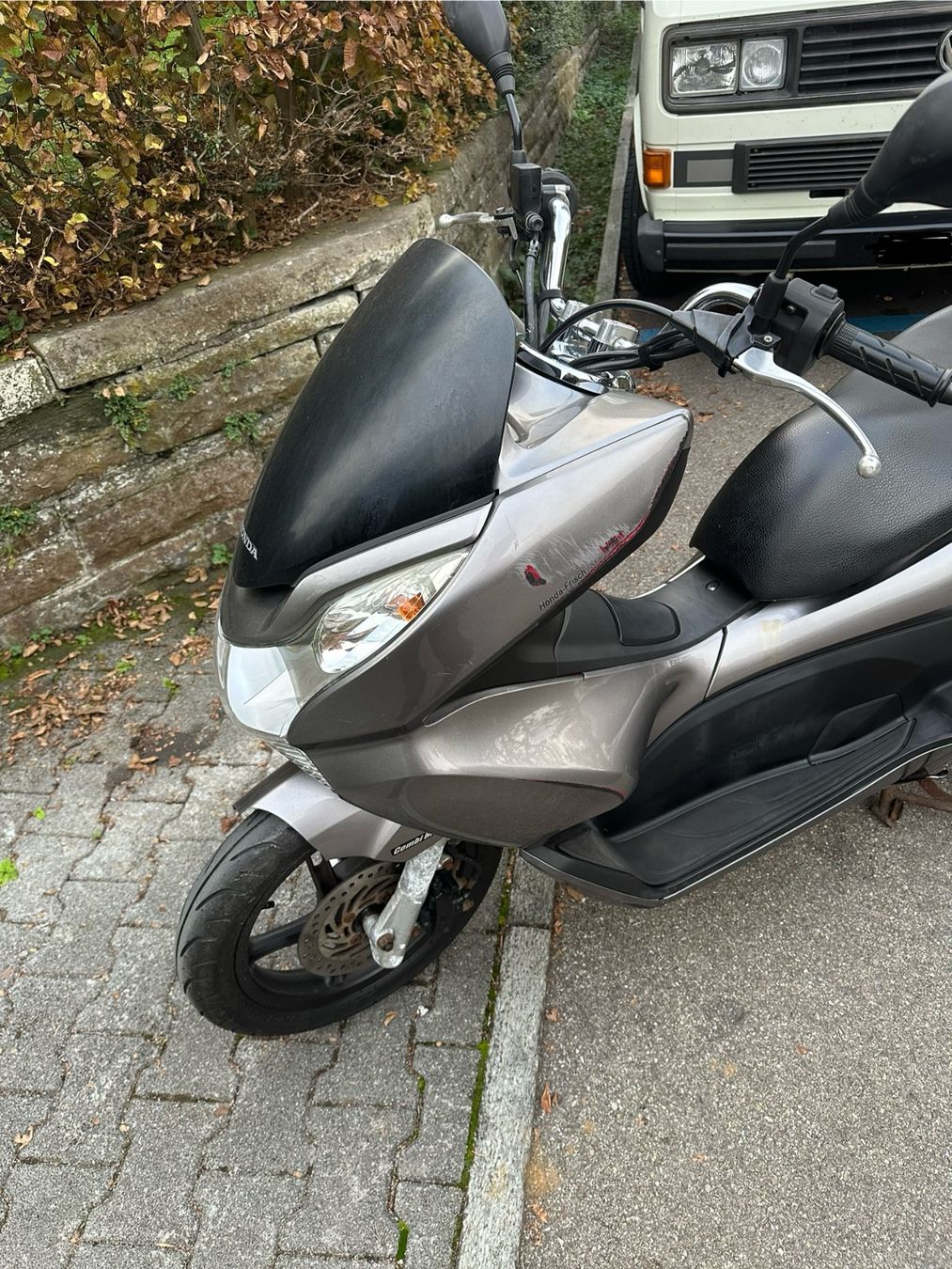 Honda Scooter: Honda PCX – Usato da Zürich venduto da ioa_v9pf 4