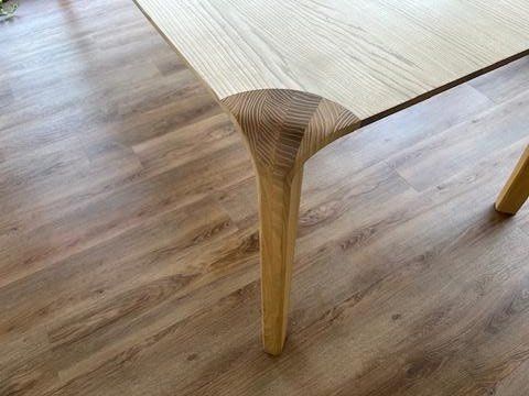 Tavoli: Esstisch FLOW Massivholz – Usato da Hagendorn venduto da Wood-Dream 3