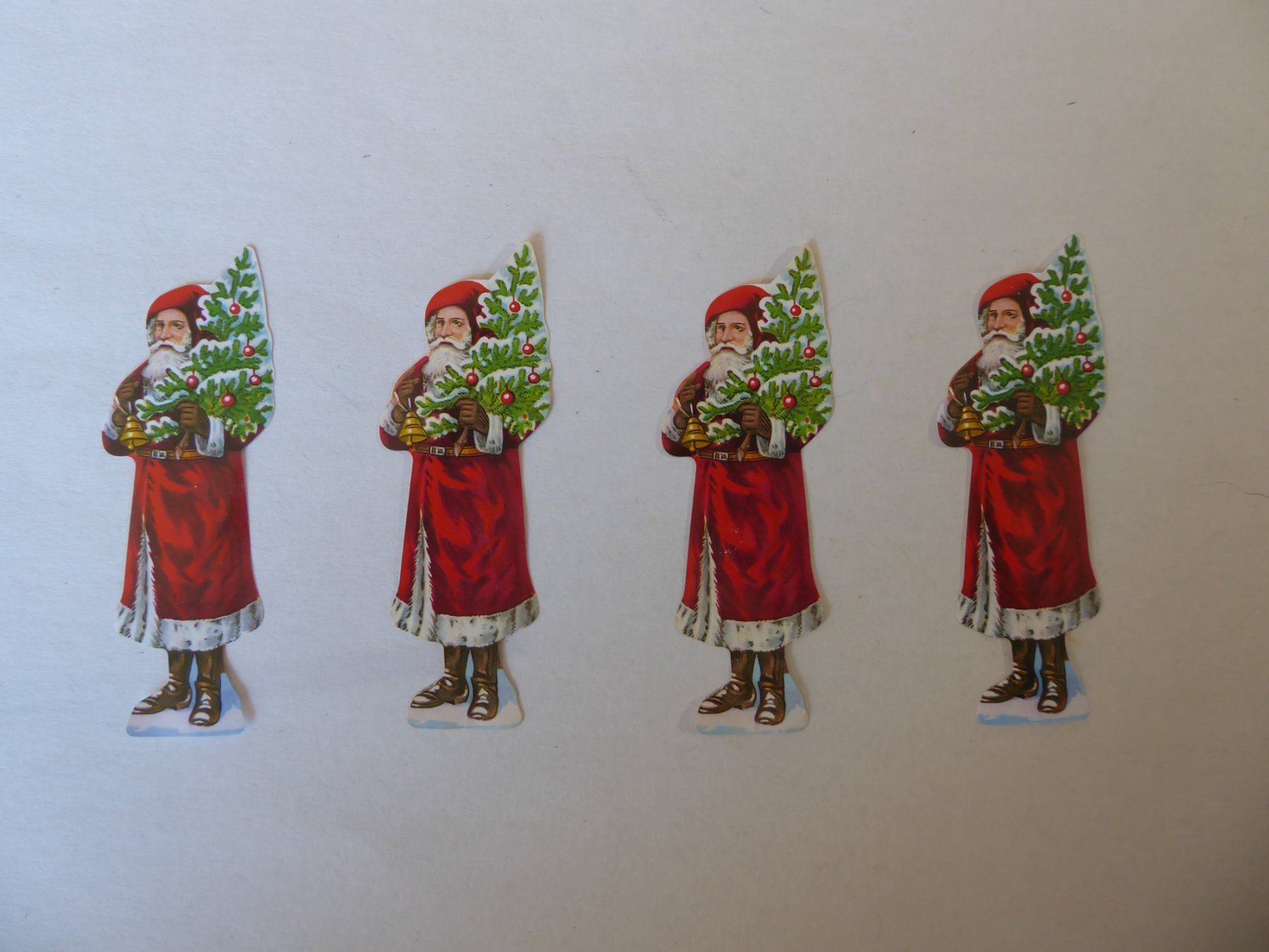 Carte collezionabili: Set mit 4 tollen Samichlaus Nostalgie Bildern, 11,0cm – Usato da Turbenthal venduto da Panau