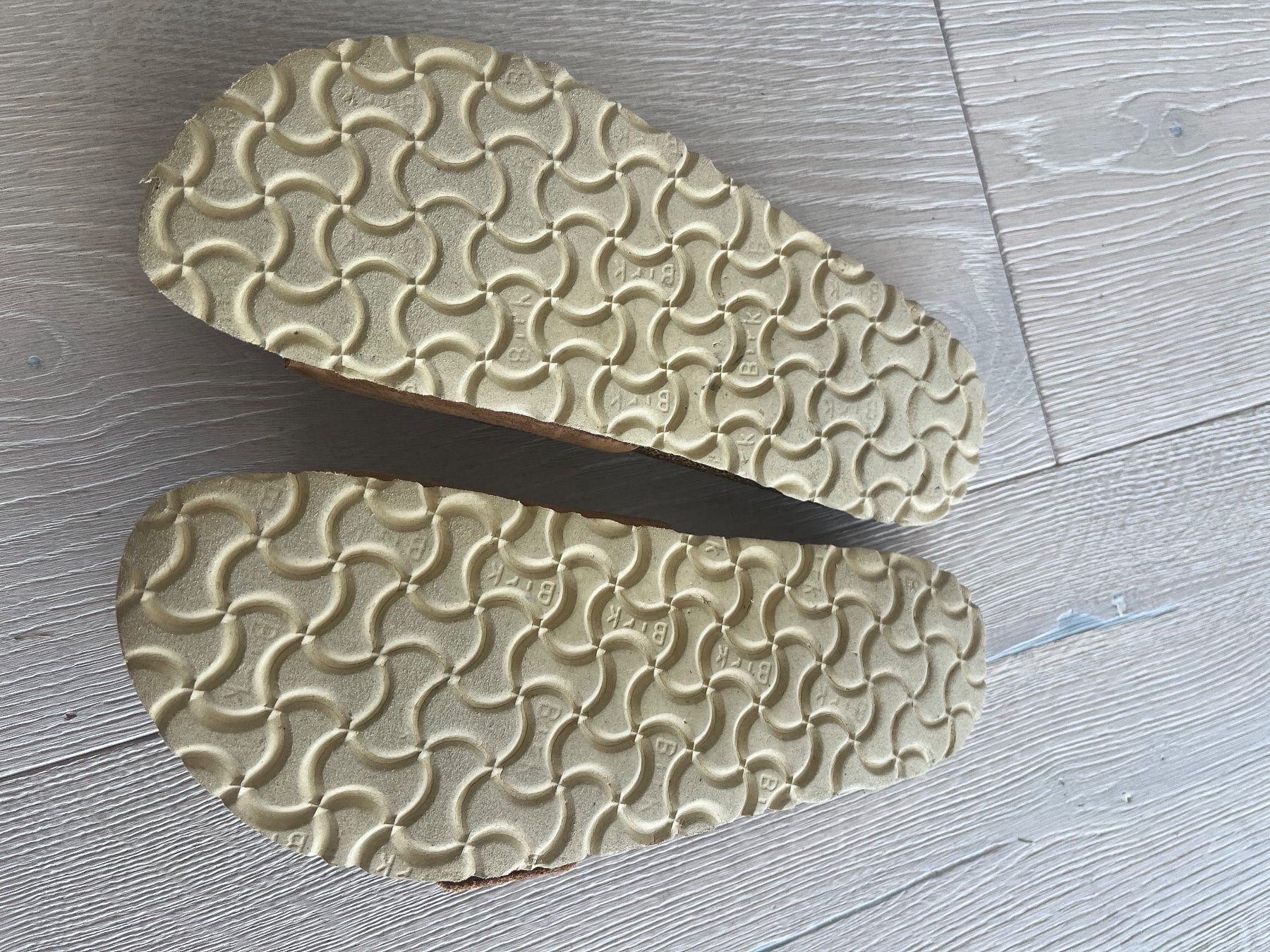 Birkenstock Scarpe da donna: Birkenstock Madrid Big Buckle – Usato da Russikon venduto da Jamiee 4