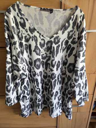 Grosse Grösse Übergangs Pulli Gr.52/54