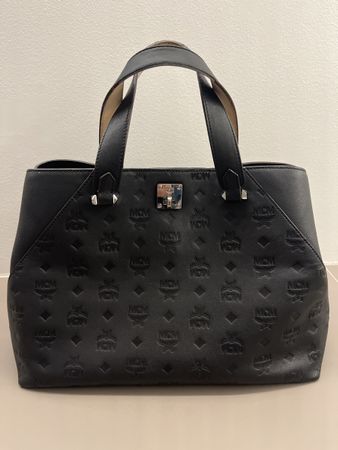 Original MCM Handtasche, schwarz mit Logo-Prägung 33x23 cm