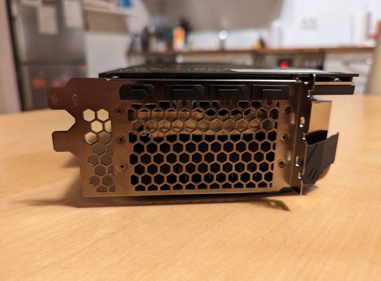Gainward Grafikkarten: Grafikkarte GPU RTX 4090 Gainward Phantom – Gebraucht aus Leuggern von  4