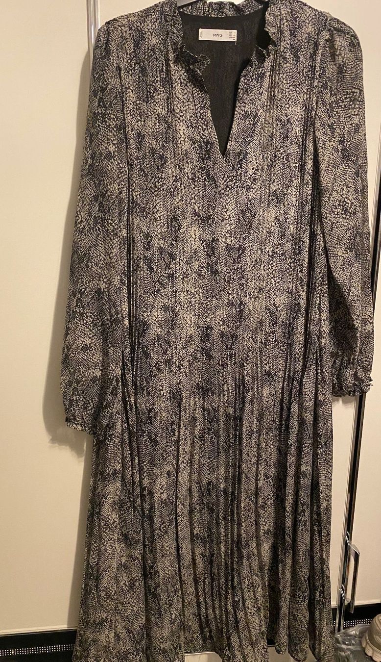 Vestiti: Maxi Kleid von MNG gr.S – Usato da Pfungen venduto da Outlet64