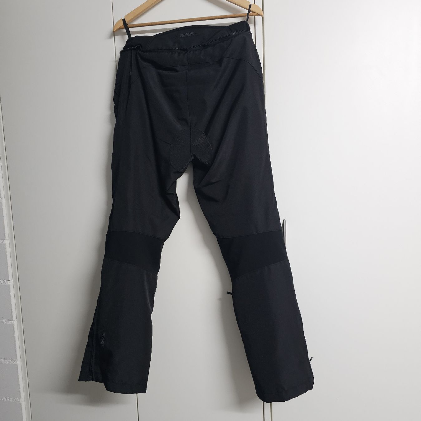 IXS Hosen: IXS Motorradhose Textilhose, Gr. DKL, Schwarz – Gebraucht aus Vordemwald von Maeru4 2