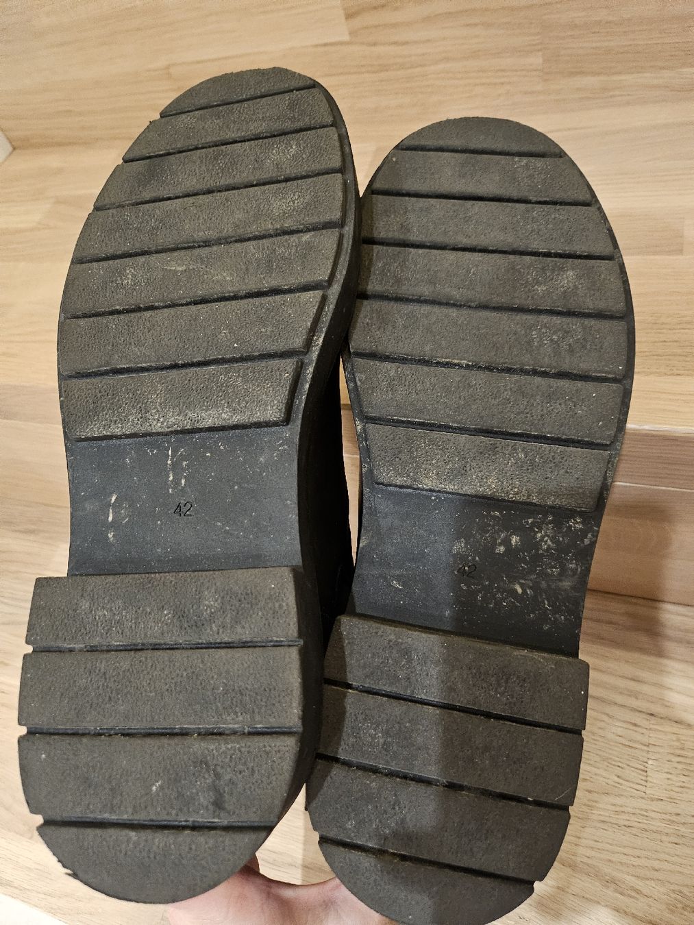 H&M Damenschuhe: Schwarze Chunky Boots von H&M echtleder gr.42 – Gebraucht aus Allschwil von na.wi.90 3
