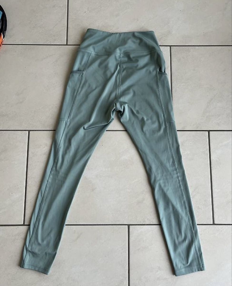 Gymshark Leggings: Leggins Gym Shark Grösse S – D'occasion à Frauenfeld par ste_5h8b 1