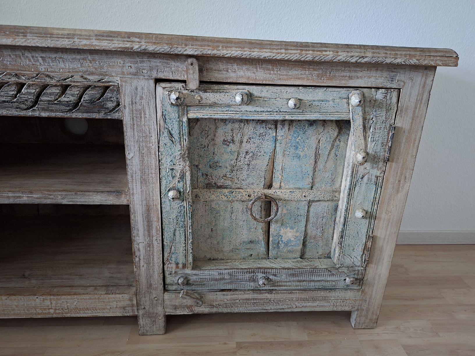 Cassettiere: Sideboard und Kommode – Usato da Winterthur venduto da Stanislava02 7