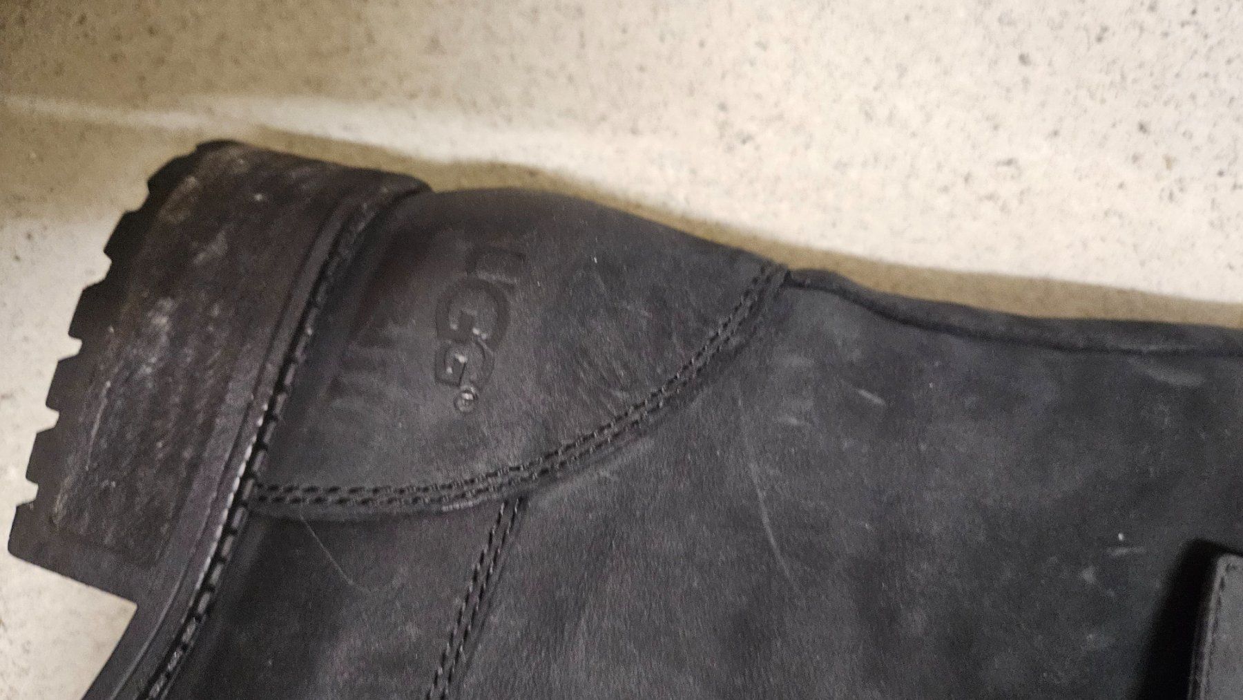Ugg Scarpe da donna: UGG Stiefel Grösse 39 – Usato da Dietlikon venduto da beapaoli 3