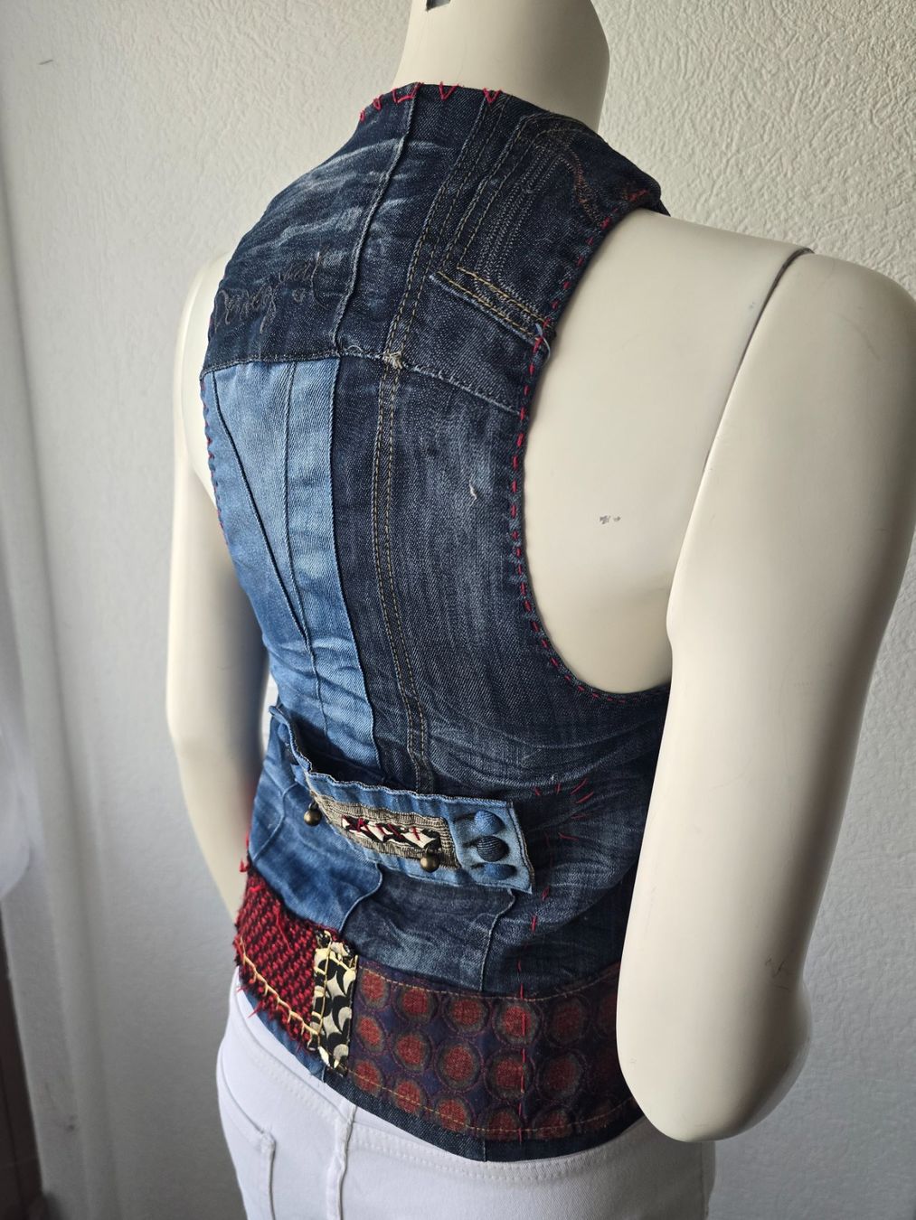 Desigual Gilets & Westen: DESIGUAL gilet taille S – Gebraucht aus Les Verrières von kitel79 8