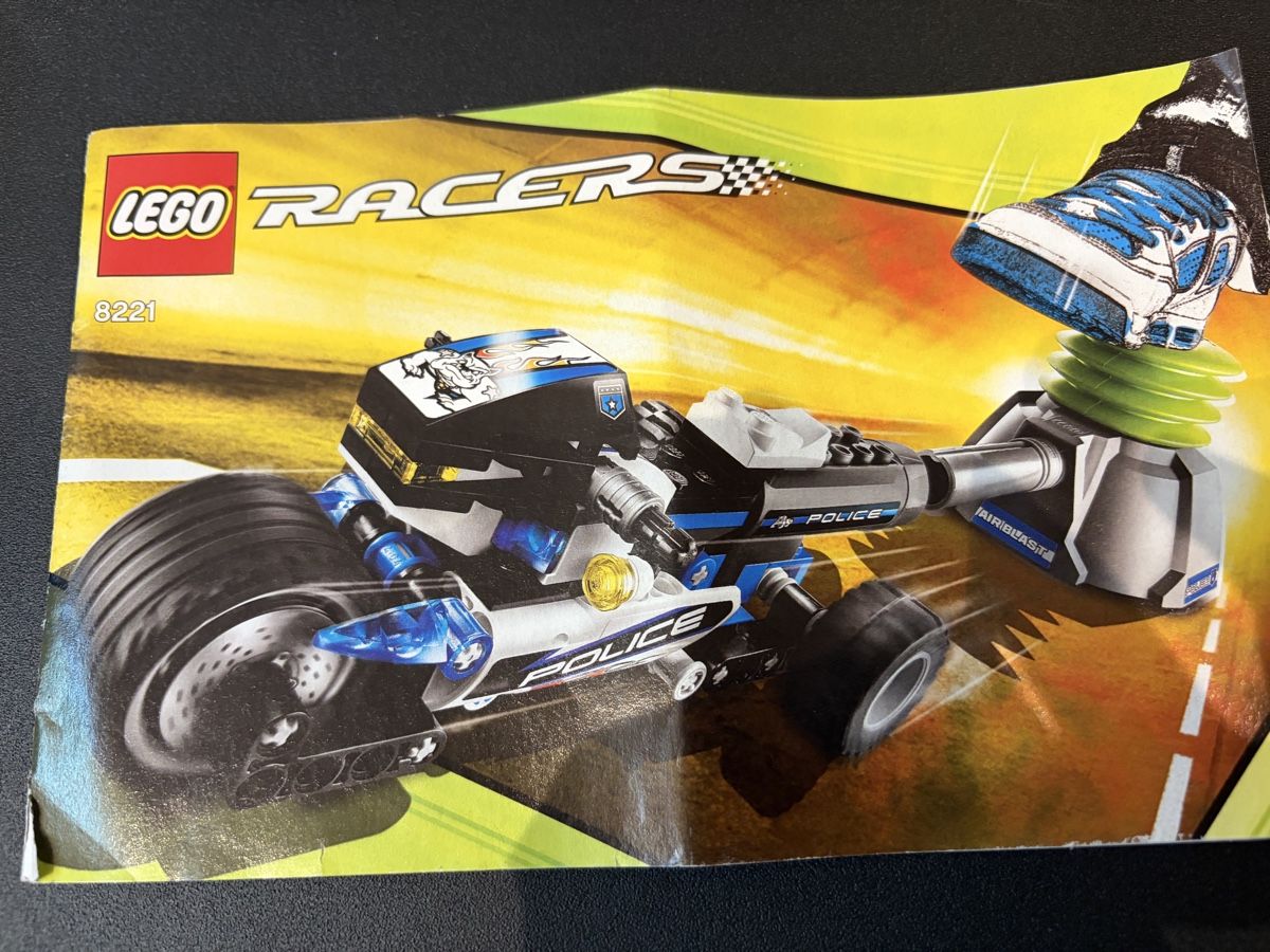 Lego Kit di costruzioni: Lego 8221 Polizei – Usato da Oberwil-Lieli venduto da Toscombra 3