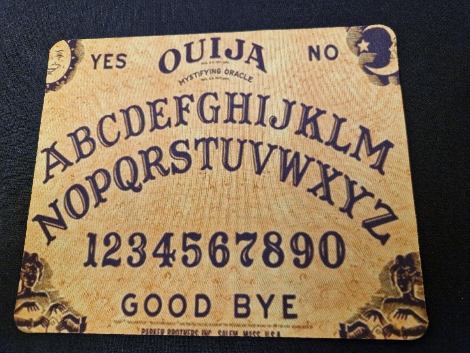 Spielmatte: Ouija board /Matte – Gebraucht aus Fislisbach von mka_km8f