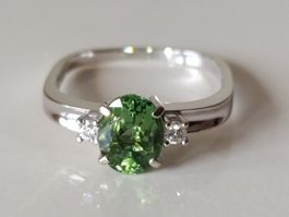 18K Ring Vintage mit Diamanten & Peridot, sauber & schön!