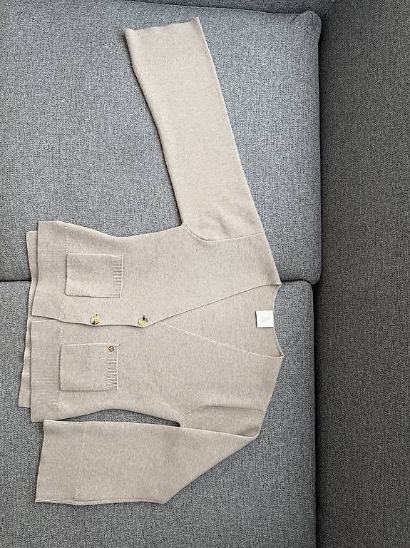 Giacche: Cashmere Cardigan Miré – Nuovo e nell'imballaggio originale da Glattbrugg venduto da Blogger73 1