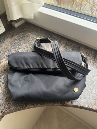 Pacsafe tasche