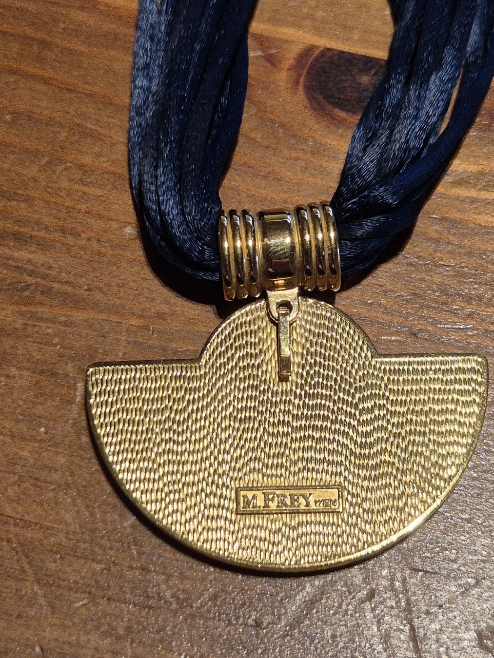Catenine: Collier Michaela Frey Emaille vergoldet – Usato da Utzenstorf venduto da Lutra4678 3