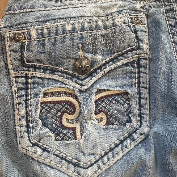 True Religion Jeans: Rock Revival vintage ripped and embroidered denim jeans 90s – Usato da Rheinfelden venduto da sourced_limited 4