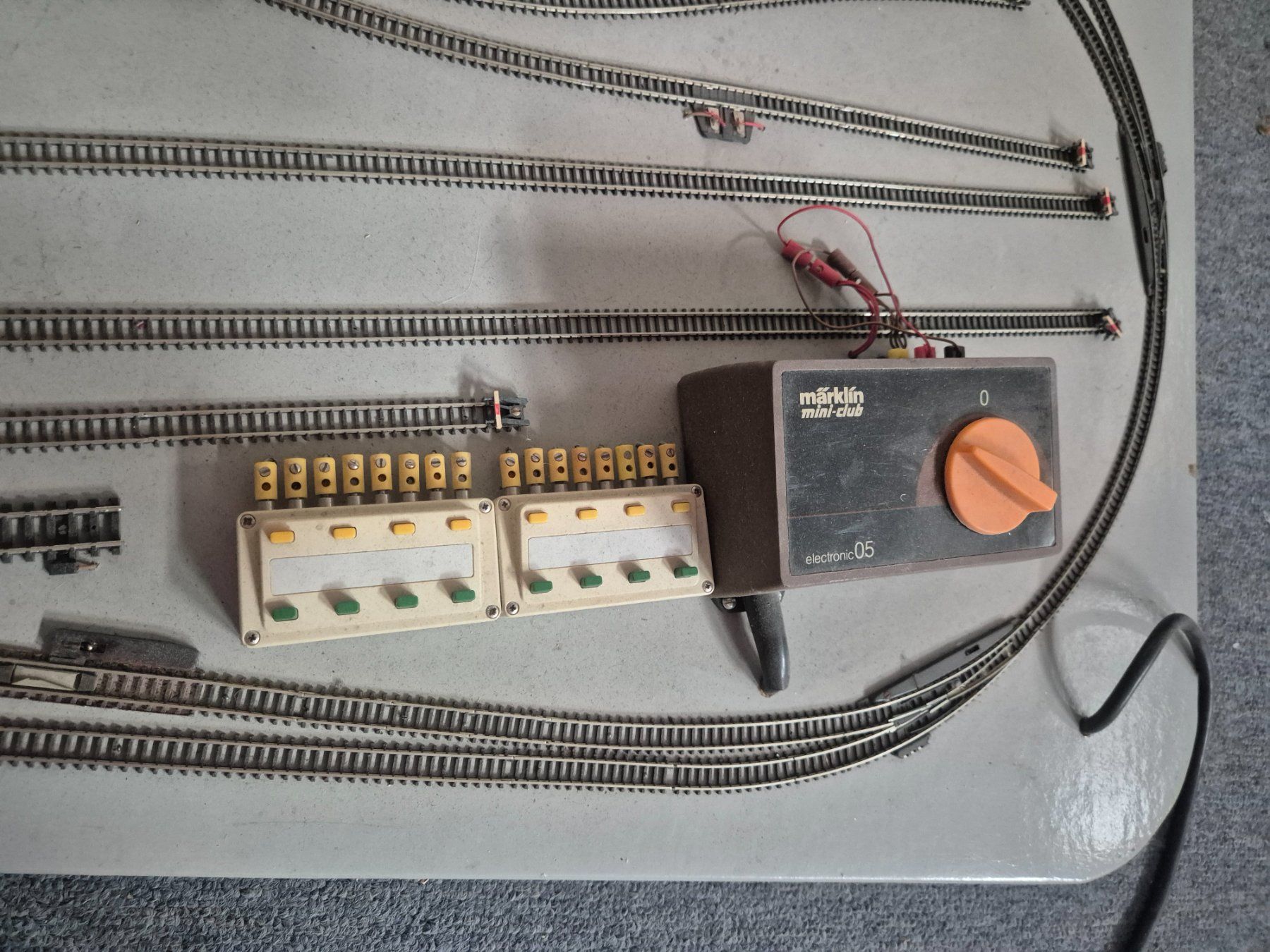 Modellini di ferrovie: plateau de maquette échelle Z – Usato da Villeneuve VD venduto da Floriang2 1