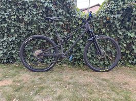 Rocky Mountain Element Carbon 50 (29")  Top Zustand