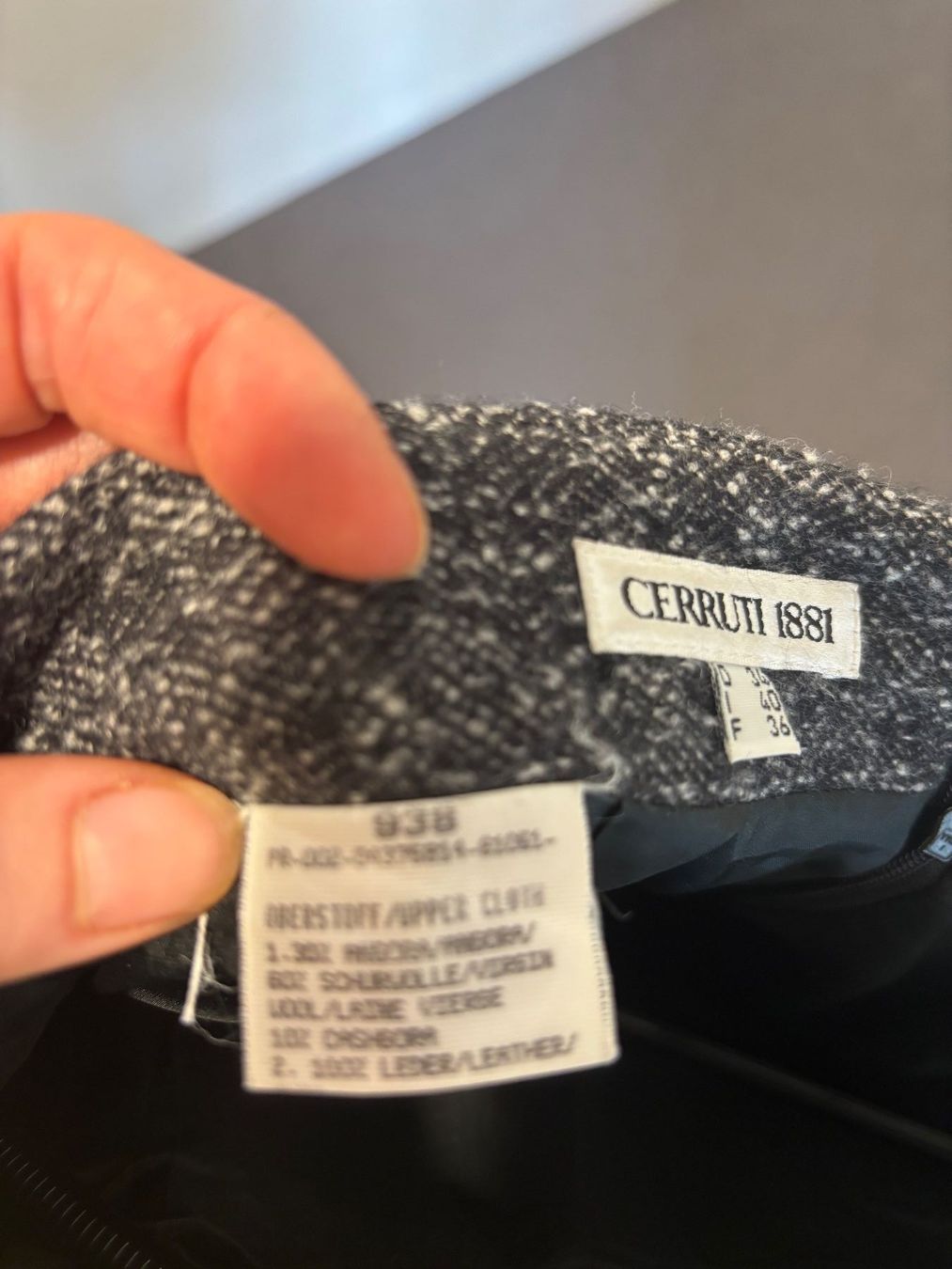 Cerruti Röcke: Rock – Gebraucht aus Menzingen von tantar 3