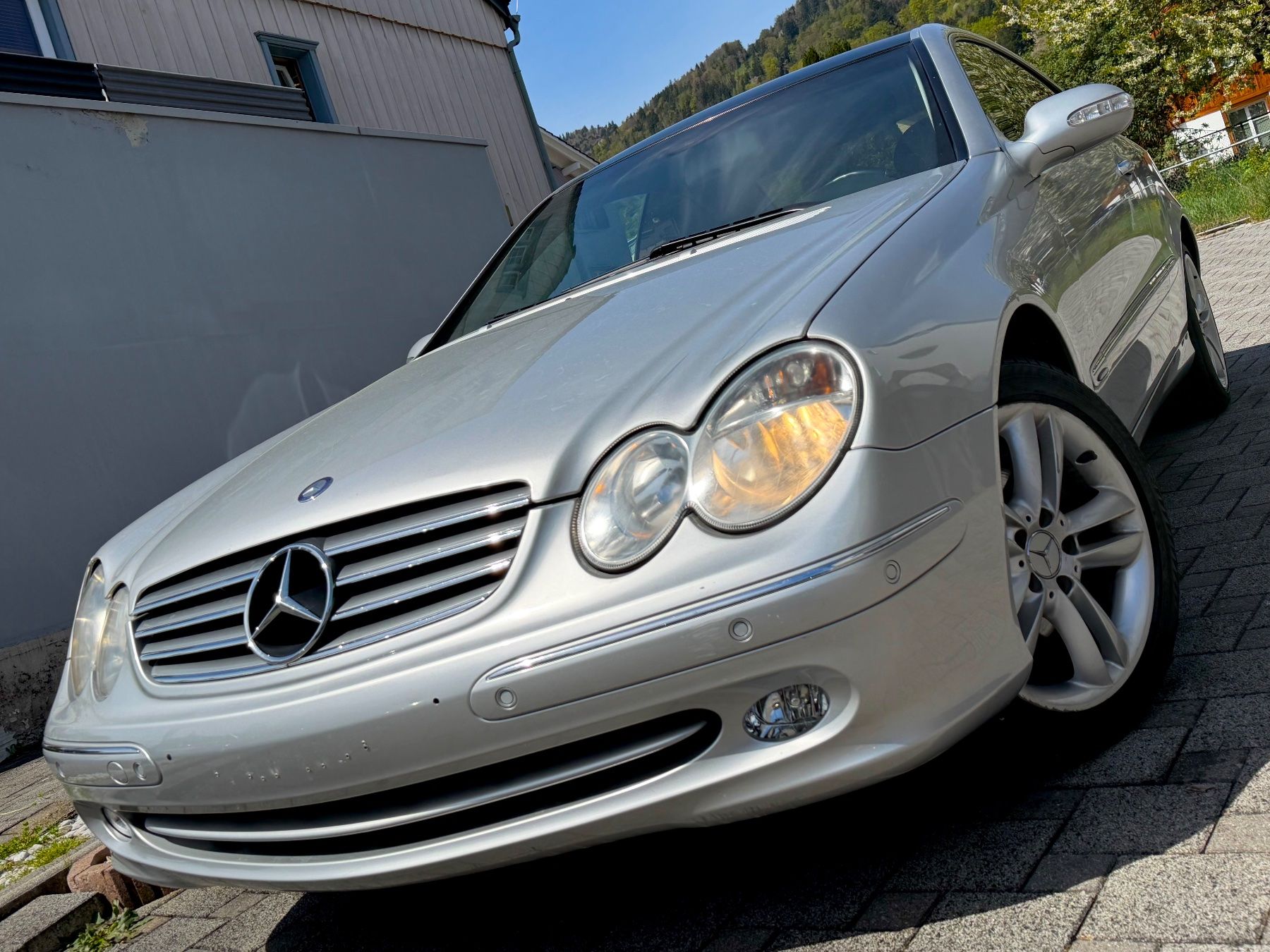 Mercedes-Benz Automobili: MERCEDES-BENZ CLK 320 Elégance Automatic – Usato da Rebstein venduto da Cache 1