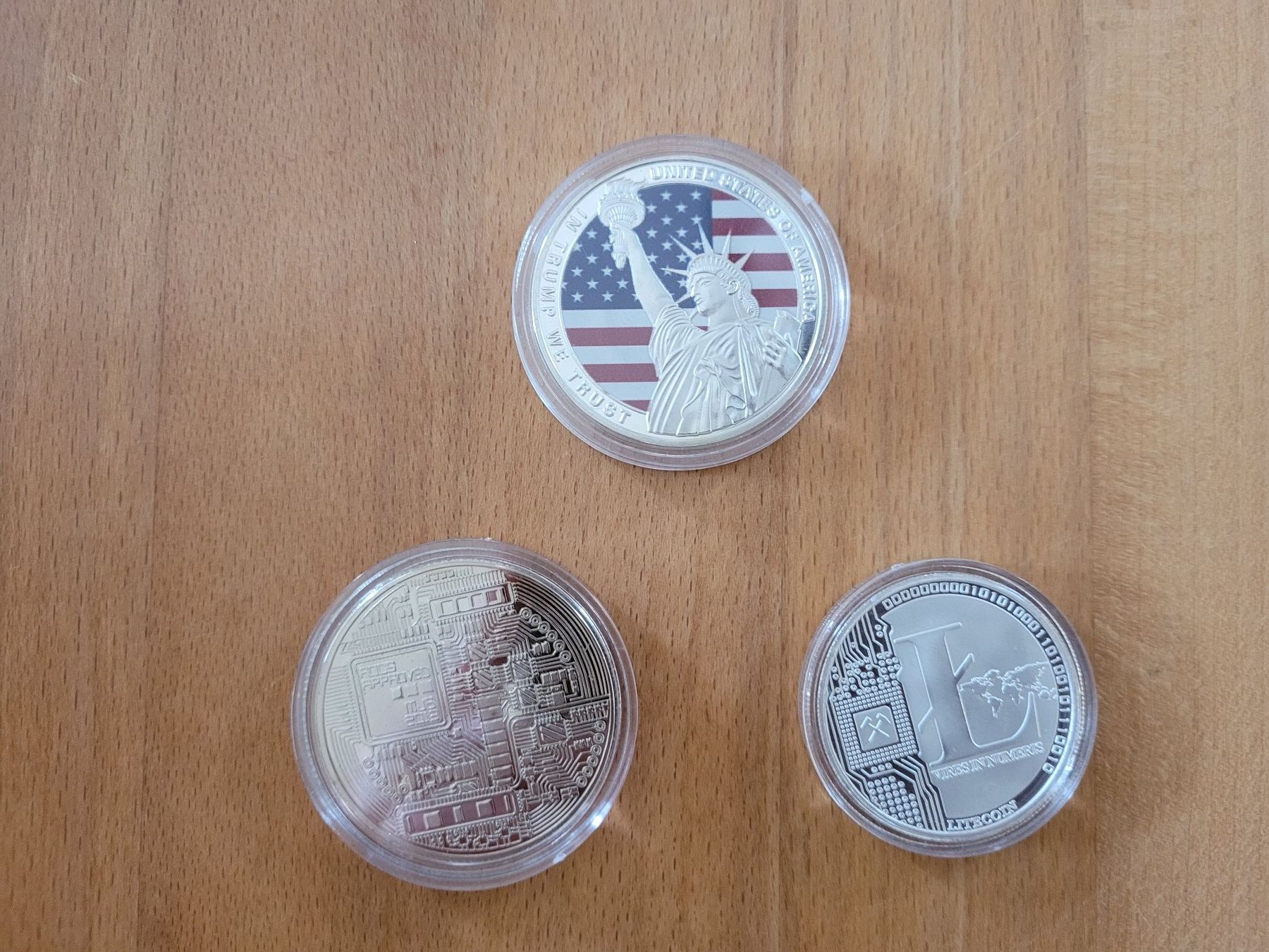 Tutti le monete: Bitcoin - Litecoin - Trump – Nuovo (secondo la descrizione) da Beinwil (Freiamt) venduto da Tourigny 1