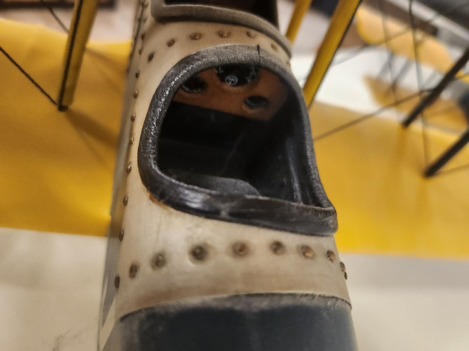 Kit di modellismo & Modellini statici: 2x Schöne Deko Doppeldecker  Model Flugzeuge – Nuovo (secondo la descrizione) da Tuggen venduto da Zweitechanceboutique 8