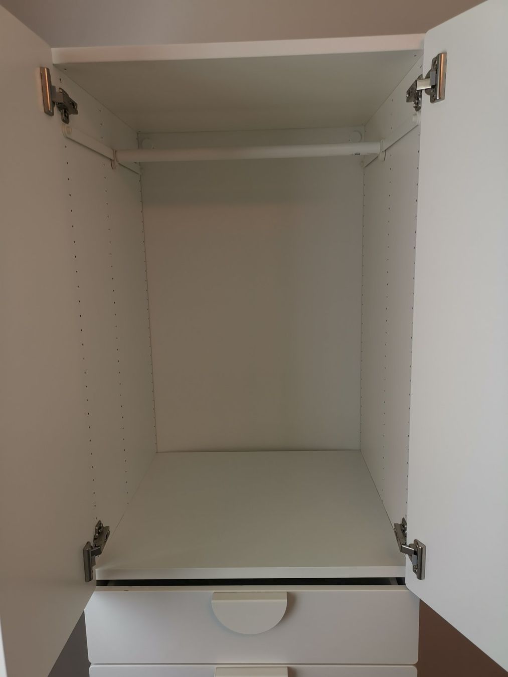 Ikea Schränke: Praktischer Kinderkleiderschrank – Gebraucht aus Eschlikon TG von kri_5lb6 2