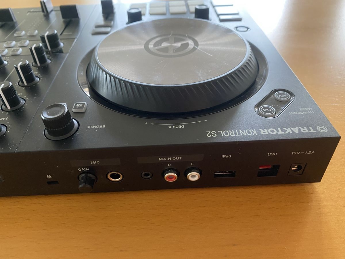 Traktor Console di mixaggio: Native Traktor Kontrol S2 MK3 – Usato da Lanzenhäusern venduto da florolf 2