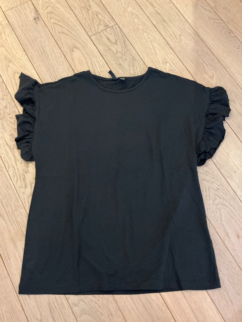 Vero Moda T-shirt: TˋShirt Gr. S Vero Moda – Nuovo (secondo la descrizione) da Wiesendangen venduto da gefion99