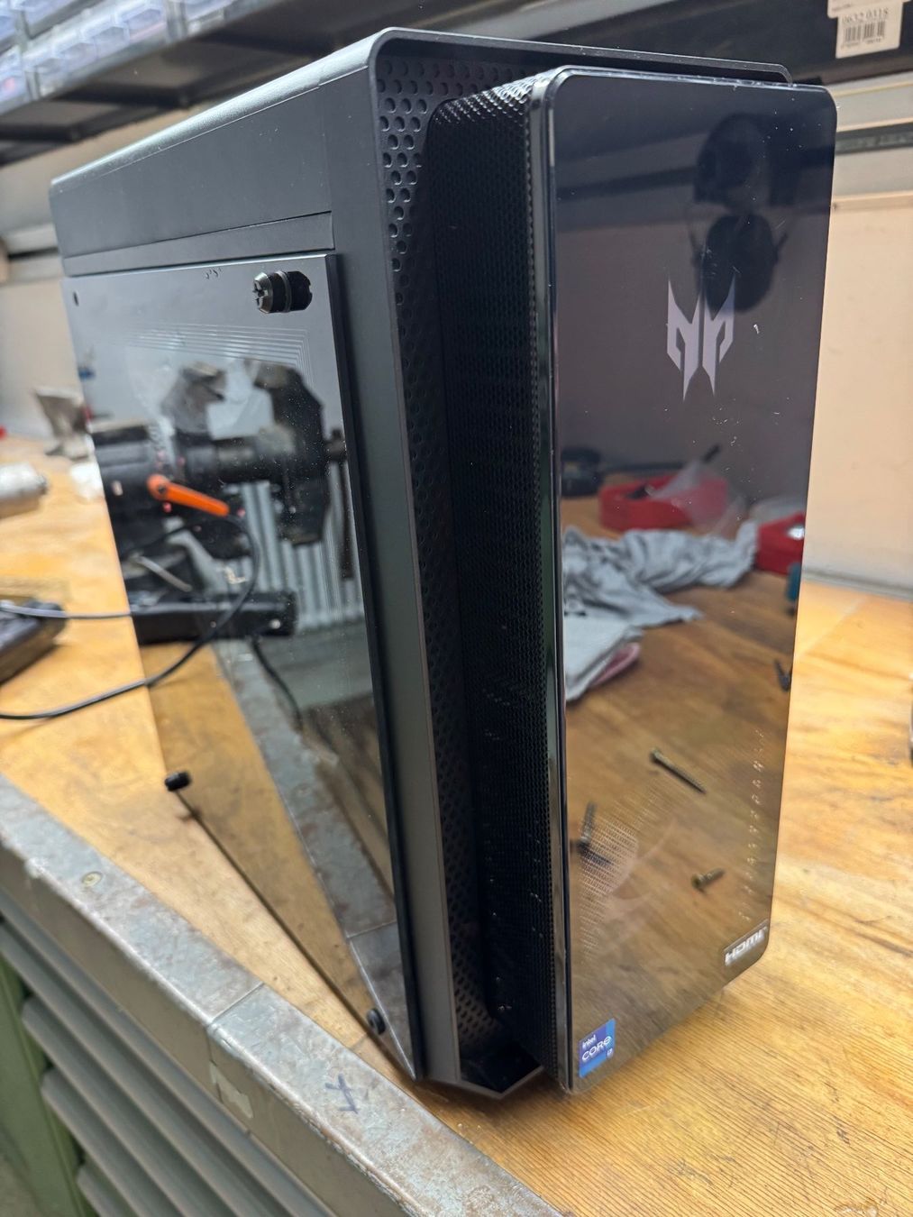 Acer PCs: ACER Predator 3000 Gamer PC defekt – Defekt aus Langenbruck von ndeger
