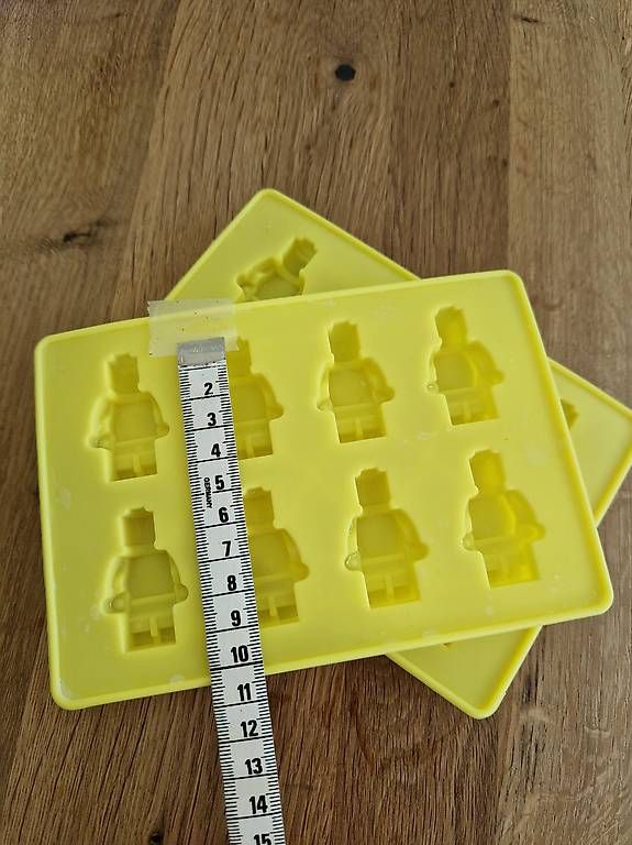 Teglie da forno: Lego Figur Silikonform – Usato da Tafers venduto da Nathtafers 2