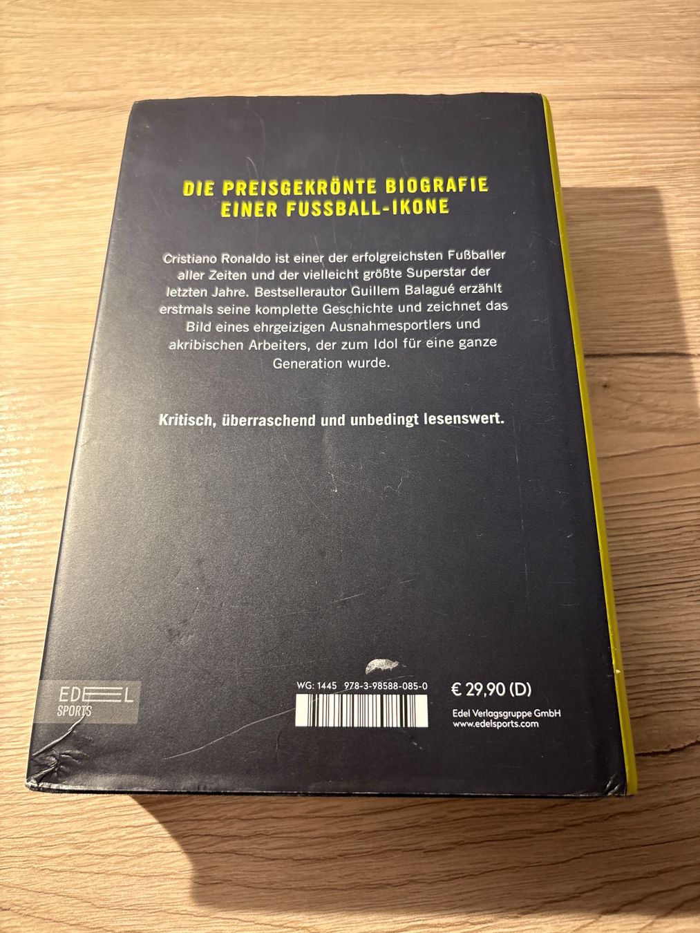 Libri: Cristiano Ronaldo Buch – Usato da Oberweningen venduto da nba_wg2f 2