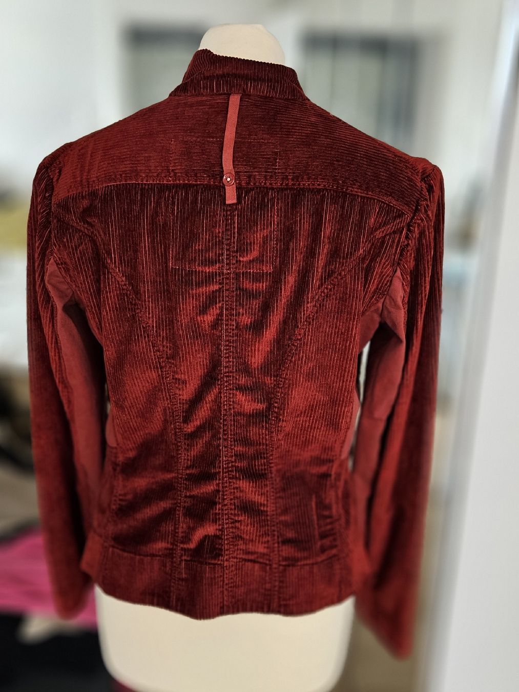 Giacche: Superbe veste marque HIGH Used – Nuovo (secondo la descrizione) da Cheyres venduto da Karine-Schweiz 3