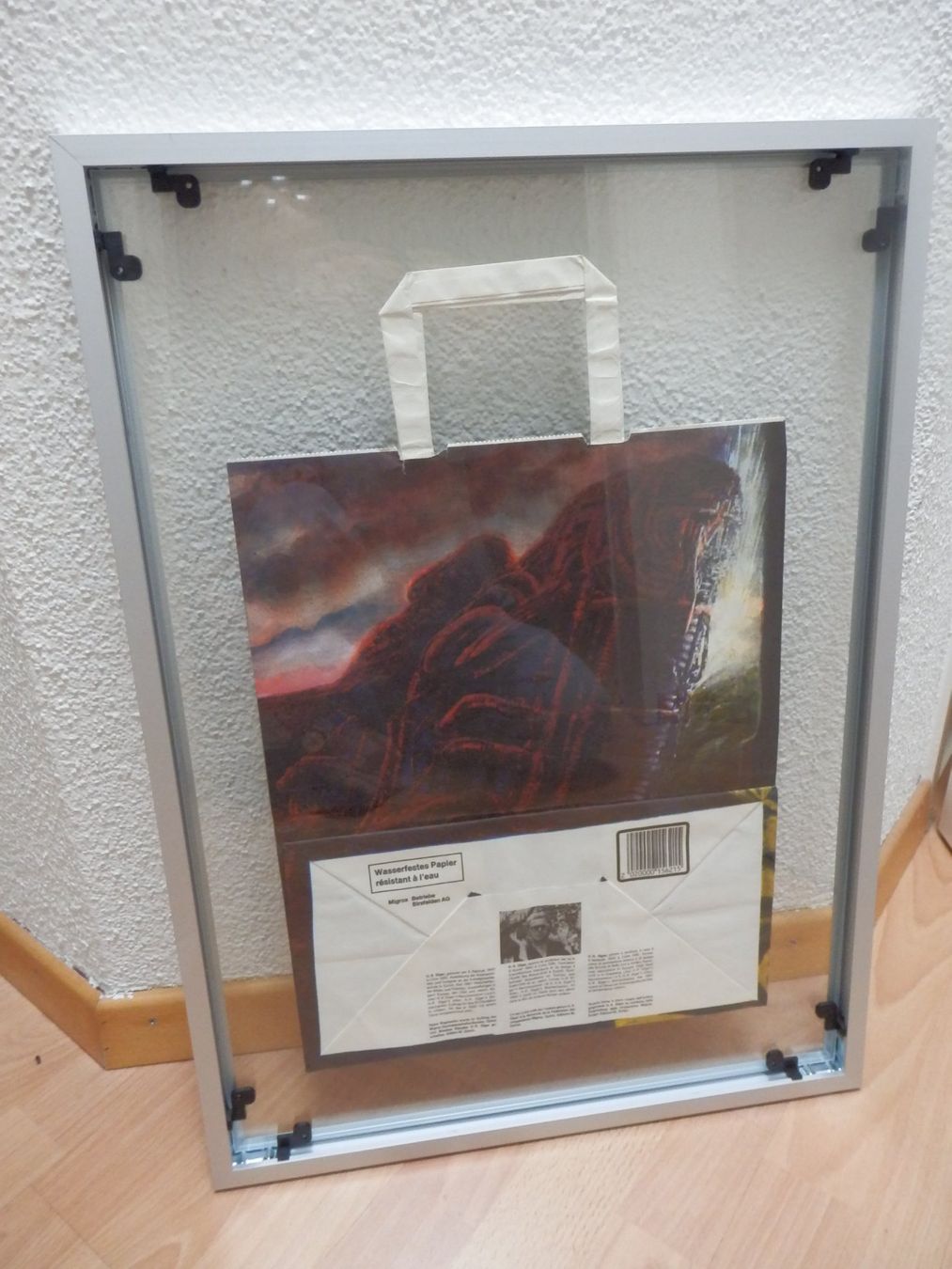 Taschen: H.R. GIGER..Papiertasche mit original Unterschrift – Gebraucht aus Emmenbrücke von Schubi1 5