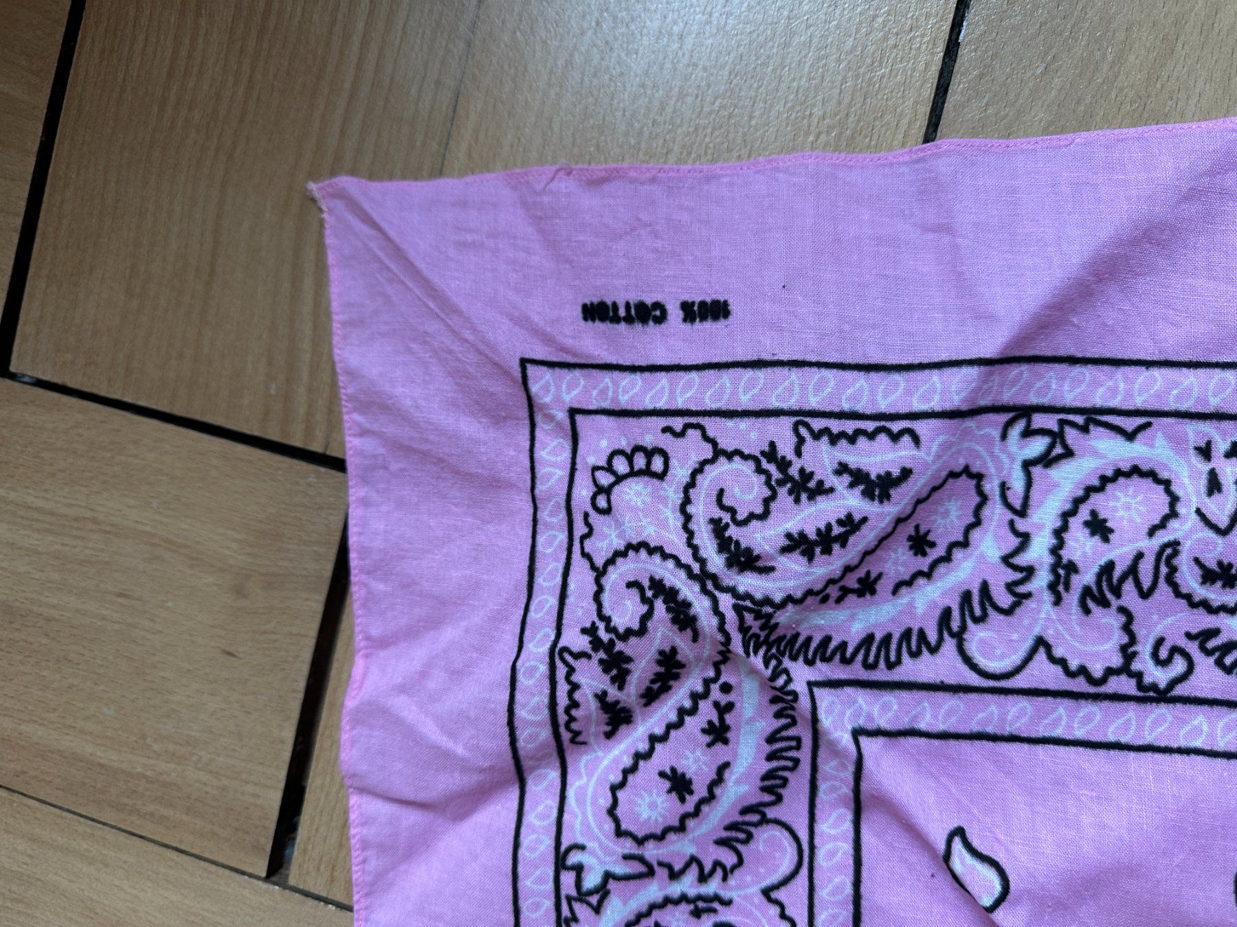 Foulard & Sciarpe: Foulard Tuch rosa mit Paisley – Usato da Zürich venduto da Diazaio 1