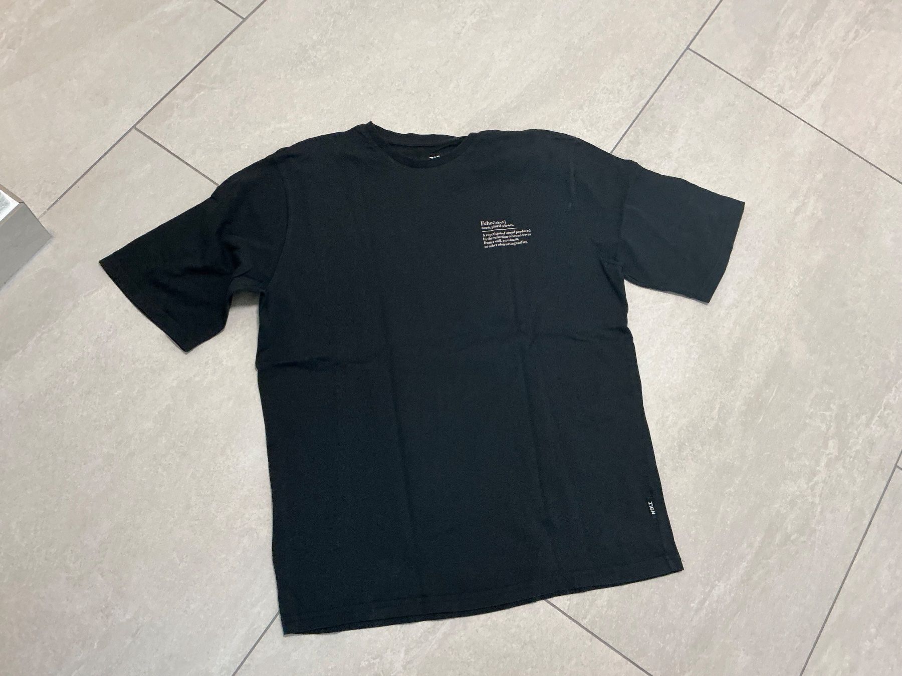 T-Shirts: Schwarzes T-Shirt Gr.M – Gebraucht aus Würenlos von Chicca2004 1