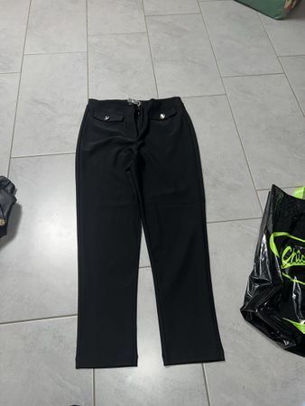 Neu schwarze Hose, Grösse 42