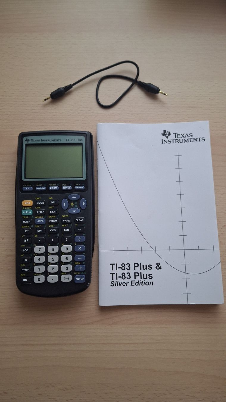 Texas Instruments Calculatrices: Taschenrechner TI-83 Plus, Texas Instruments – D'occasion à Sempach par steph_con 1