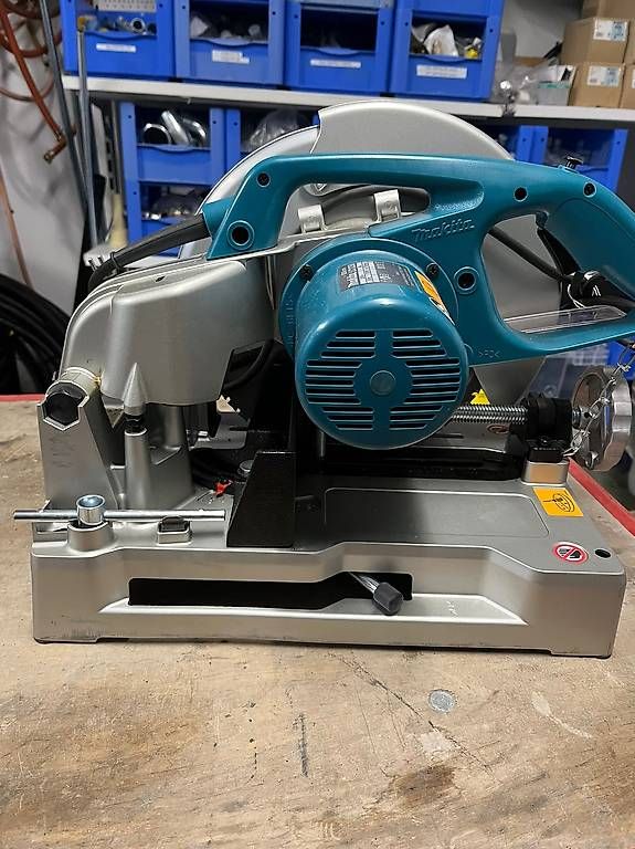 Makita Seghe: MAKITA LC 1230 – Nuovo (secondo la descrizione) da Zuzwil SG venduto da ado-1987