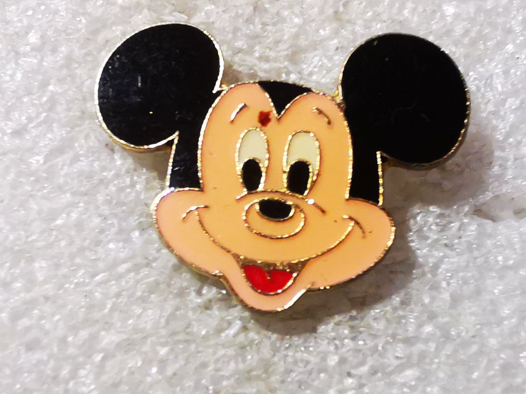Placchette & Badge: Ansteckpin 94: Disney Mickey Mouse – Usato da Oppligen venduto da Pin-Fall-Shop