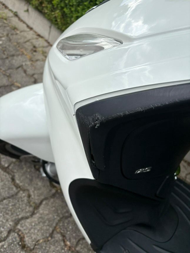 Piaggio Scooters: Roller Piaggio FLY 125ie. 3V – D'occasion à Zürich par tal_b8gr 3