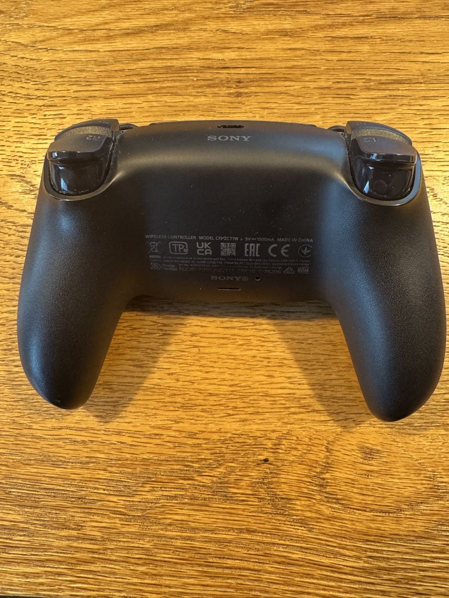 Sony Konsolen: Sony PlayStation 5 Controller DualSense schwarz – Gebraucht aus Oberuzwil von bunero 1