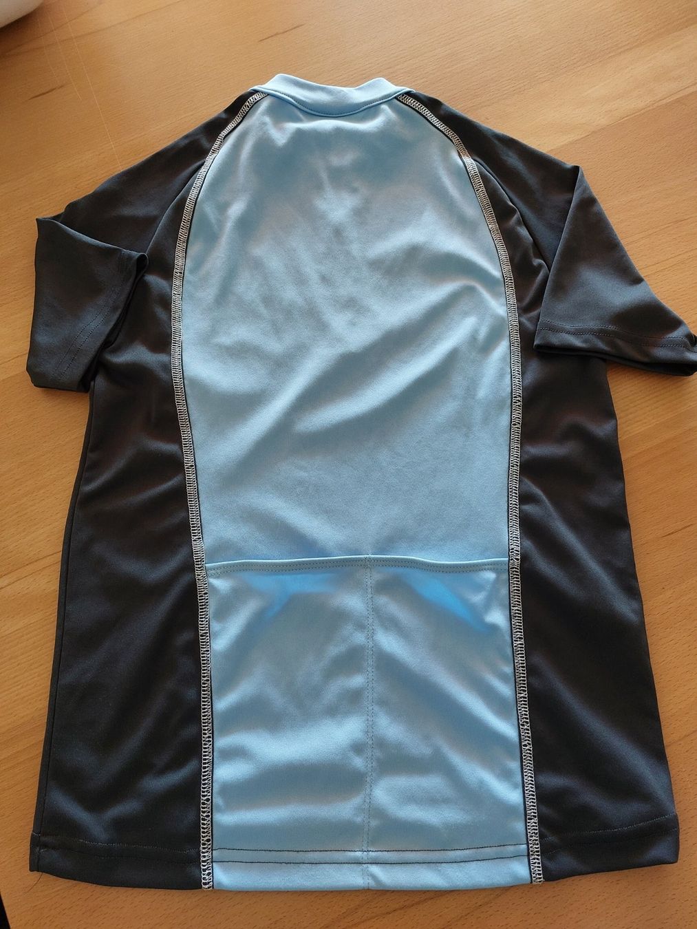 Crosswave Scarpe, pantaloni & magliette da ginnastica: Maillot vélo Crosswave 152 – Usato da Delémont venduto da Petitlutin 1
