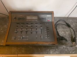 Soundstar MQ-3200 Mixer Equalizer mit Holzseiten