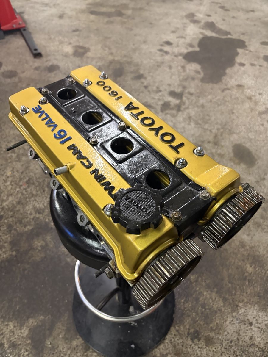 Tutti pezzi di ricambio auto: Toyota 4-AGE Zylinderkopf  – Usato da Tann venduto da Corolla70-74