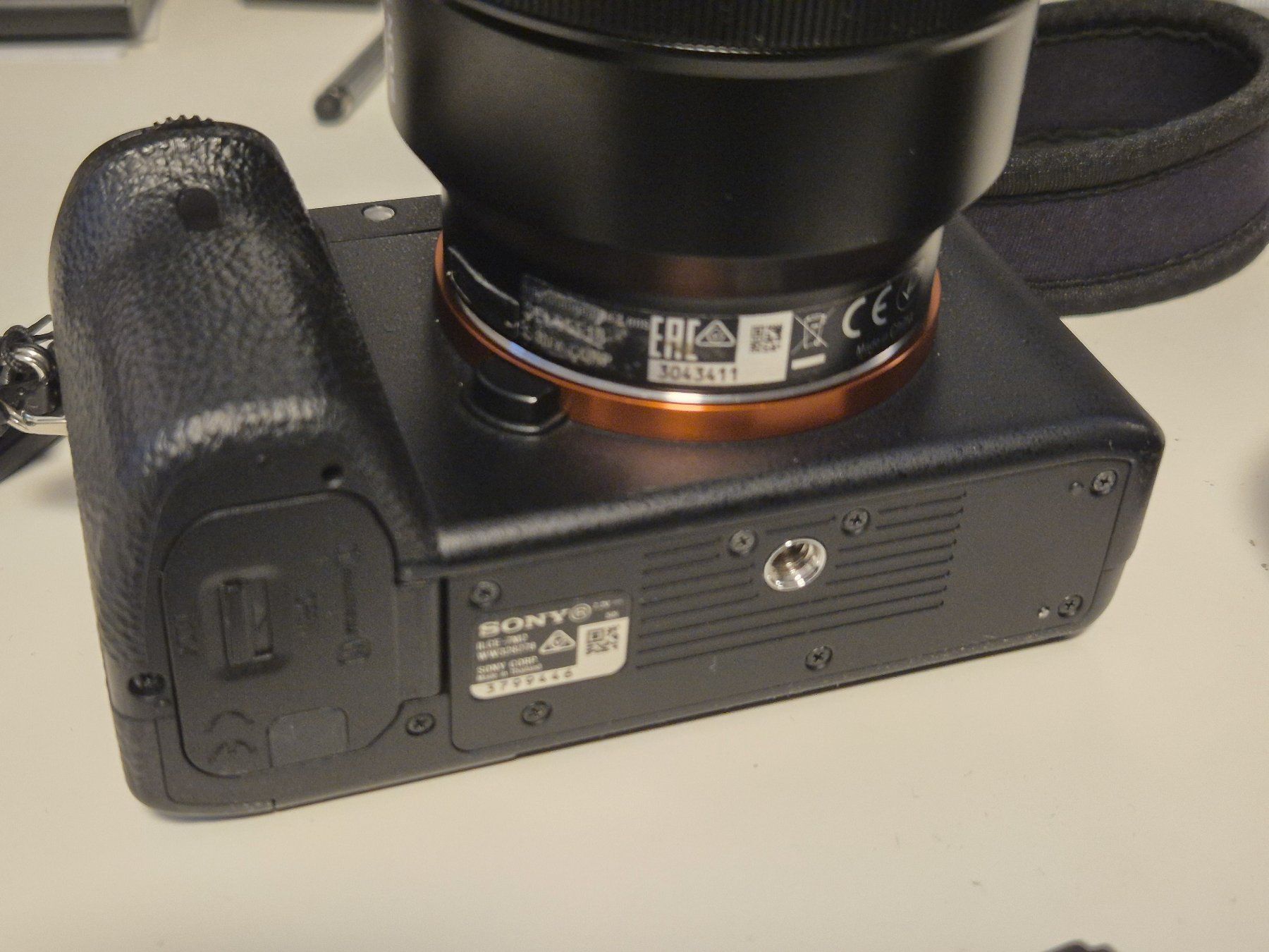 Sony Fotocamera: Sony A7 II und FE 85/1.8 – Usato da Uster venduto da pukehiki 2