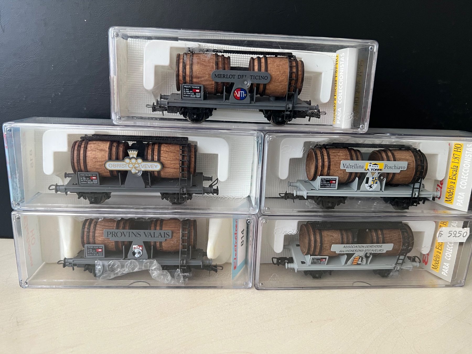Modellini di ferrovie: 5 Limitierte Weinwagen Electrotren HO WS – Nuovo (secondo la descrizione) da Root venduto da Roll.48