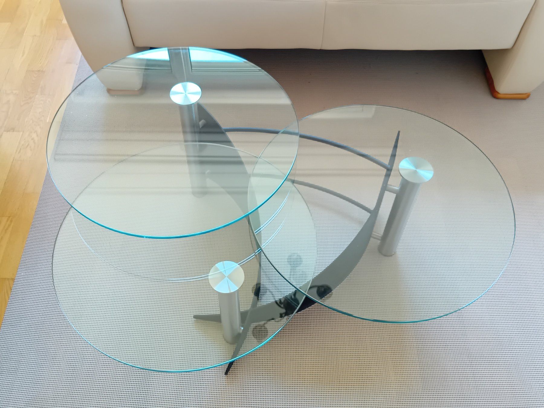 Tavoli: Moderner Couchtisch Glas 3 Platten Design ab nur 1.- – Usato da Möriken AG venduto da Restpostenking.ch
