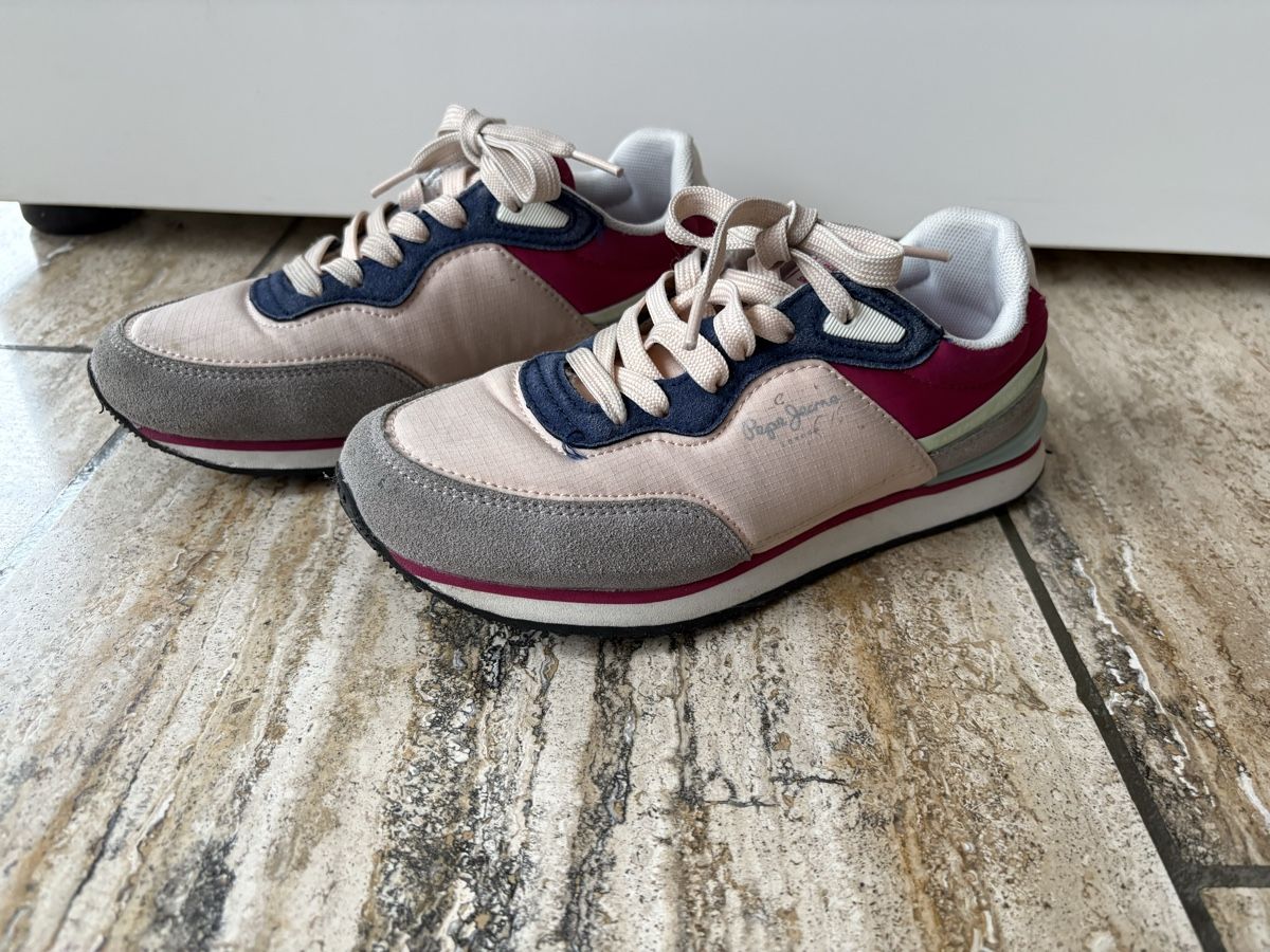 Pepe Jeans Scarpe per ragazze: Pepe Jeans Sneaker Grösse 34 – Usato da Nürensdorf venduto da Yellowstone09